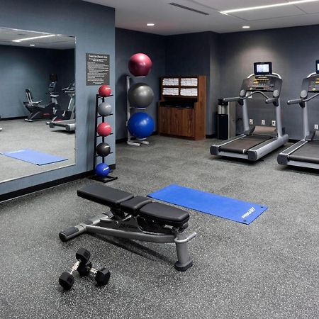 Courtyard By Marriott Richmond Downtown Hotell Exteriör bild