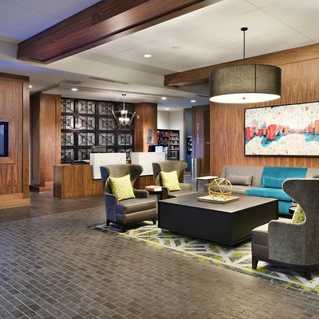 Courtyard By Marriott Richmond Downtown Hotell Exteriör bild