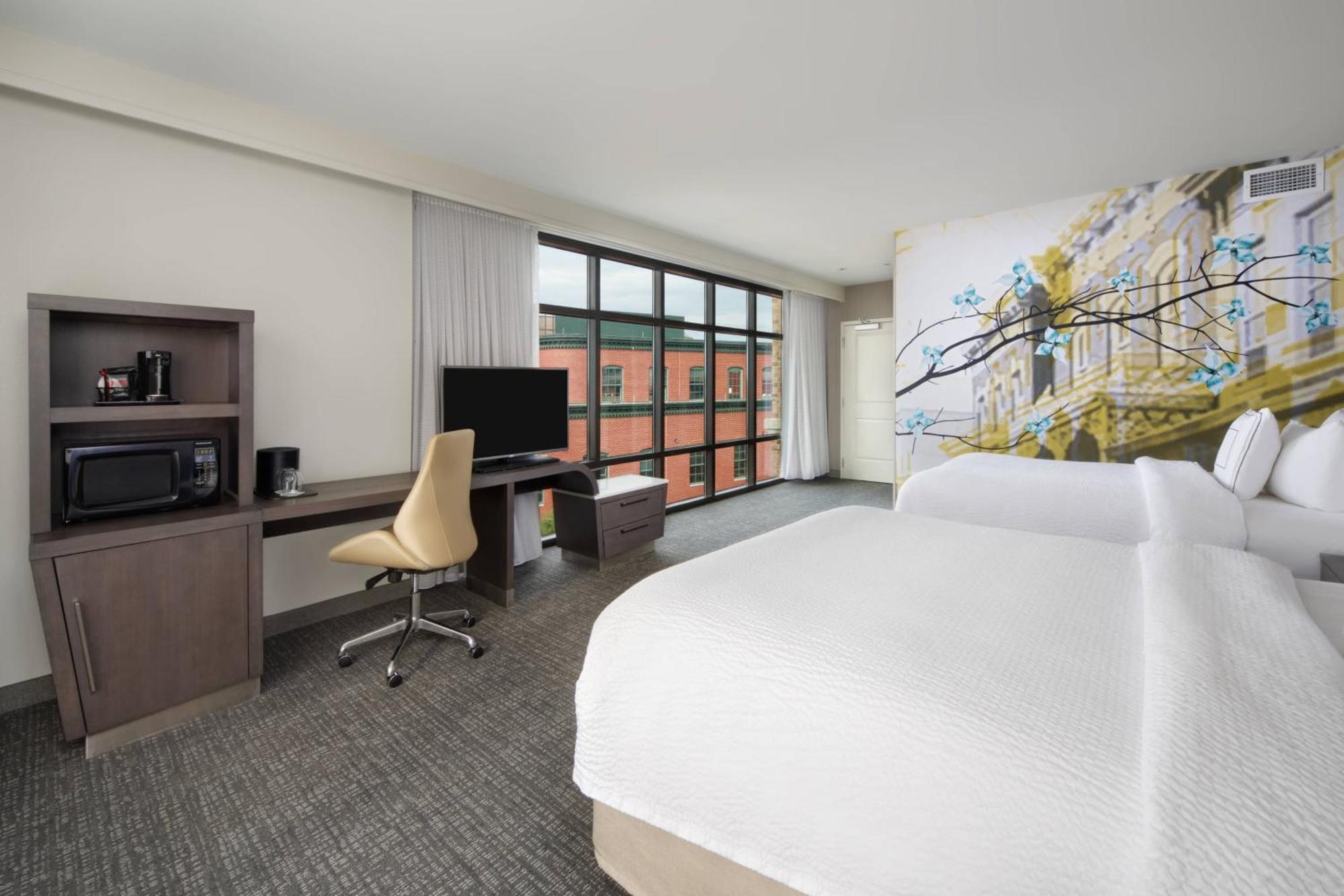 Courtyard By Marriott Richmond Downtown Hotell Exteriör bild